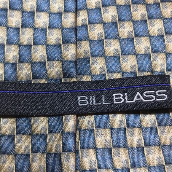 Bill Blass Silk Tie - Picture 2 of 2